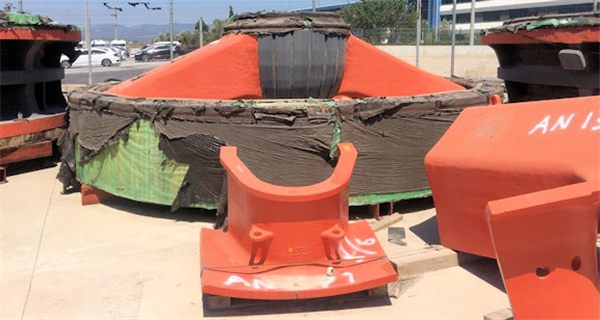Unused Sandvik Model Cg850 61 X 106 Gyratory Crusher, 800 Kw Motor)